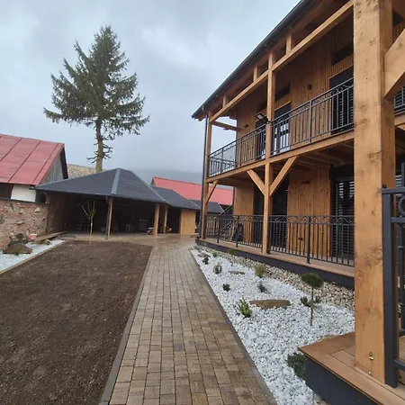 Luxusny Z Tarasmi - Vera Telgárt