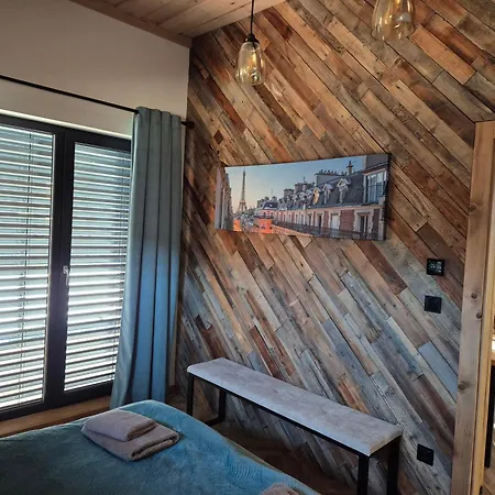 Luxusny Z Tarasmi - Vera Apartamento Telgárt